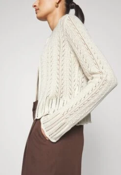 Anna Field Pointelle Bolero - Vest -Offwhite -Anna Field 00dfbc3c855b4716be91de3edb1a87a3 scaled