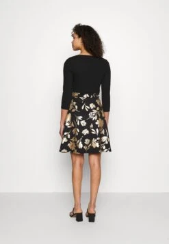 Anna Field Jerseyjurk - Black Gold -Anna Field 05b72f46a2404ba0845d513dfccad803 scaled