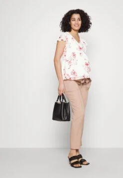 Mama Belt - Blouse - White/Red -Anna Field 06094a1b4a0d4e58ae564390d2dfa303 scaled