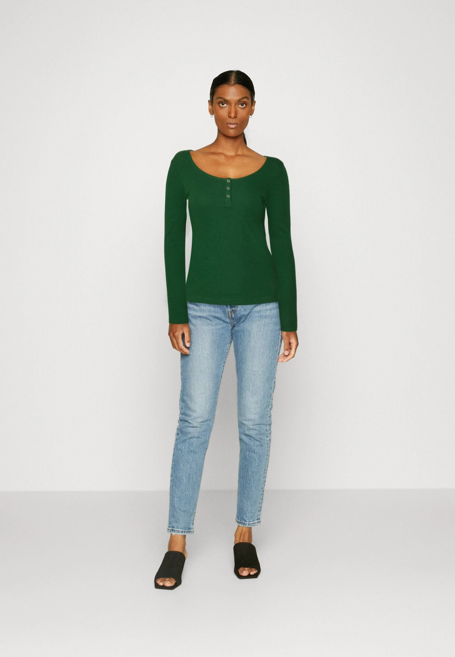 Anna Field Longsleeve - Dark Green 2 Anna Field Longsleeve - Dark Green - Afbeelding 2
