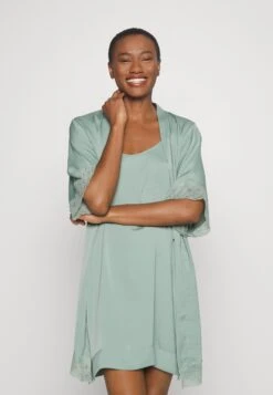 Anna Field Nachtjapon - Green -Anna Field 0a312921469c42e78d64229fc51706fc scaled