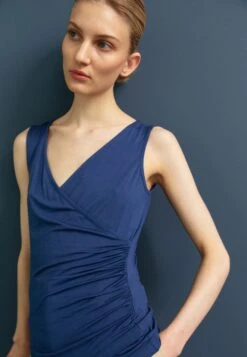 Anna Field Top - Dark Blue