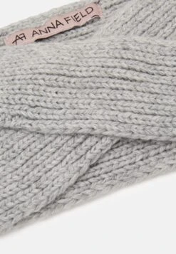 Anna Field Oorwarmers - Grey -Anna Field 102ac832352a460c88c8cefa9b71af39 scaled