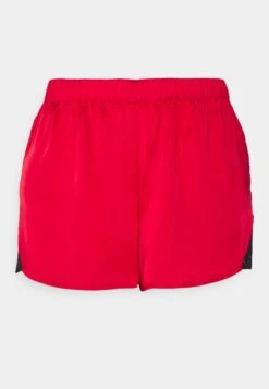 Anna Field 4 Piece Gift Set - Pyjama - Black/Red -Anna Field 1372cb48289d4382a0e2fdd7a8a38c92 scaled