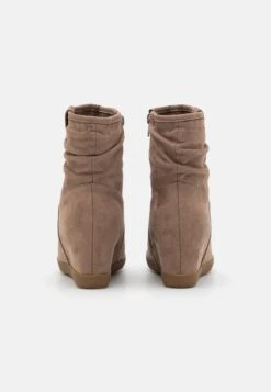 Anna Field Winter Boot - Enkellaarsjes Met Sleehak - Taupe 9 Anna Field Winter Boot - Enkellaarsjes Met Sleehak - Taupe -Anna Field 25a4365dbe694dfe88552a3563bd424c scaled
