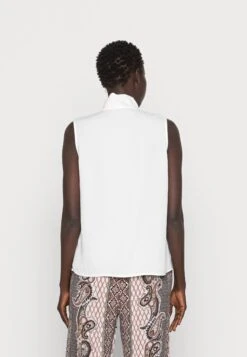 Anna Field Top - White -Anna Field 2d2a4ee5f8844aaeba2a27eddbf569a0 scaled