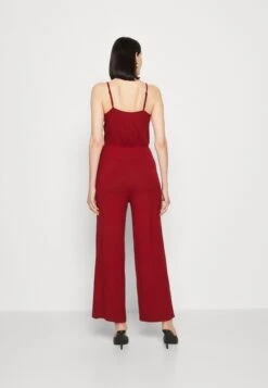 Anna Field Jumpsuit - Dark Red -Anna Field 2d7d96fde6c9475fa55ad2d34bb35b54 scaled