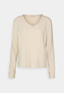 Anna Field Pyjama - Off-White 13 Anna Field Pyjama - Off-White -Anna Field 3bfad7e790504d4ea0e9bf79efd63834 scaled