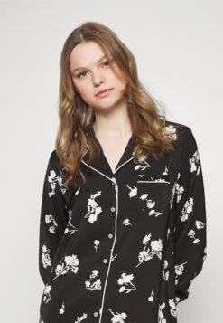 Anna Field Set - Pyjama - Black/Offwhite 9 Anna Field Set - Pyjama - Black/Offwhite -Anna Field 43867bdca61a4ccb9e2c4b0593b5f820 scaled