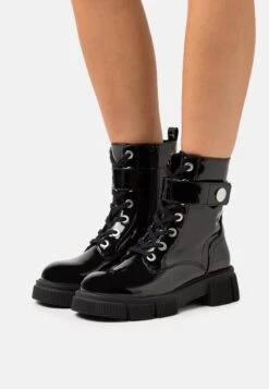 Enkellaarsjes Met Plateauzool - Black