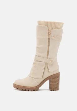 Nieuwkomers -Anna Field 4eed3f295f75499fb9ba67865c228de4 scaled