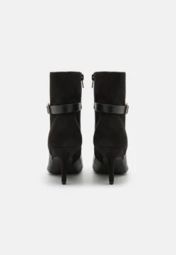 Anna Field Enkellaarsjes Met Hoge Hak - Black 7 Anna Field Enkellaarsjes Met Hoge Hak - Black -Anna Field 5d666933a14a4eaf820c644054b24c8c scaled
