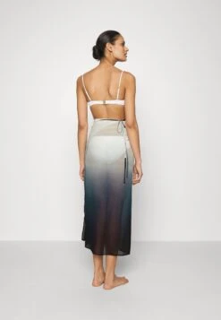 Anna Field Strandaccessoire - Grey -Anna Field 74031ca99a644be482466f33eed87f12 scaled