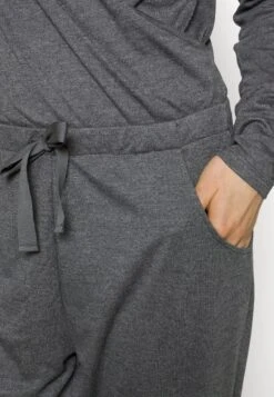 Anna Field Pyjama - Dark Grey -Anna Field 8705db05f28645c0a28e781c5f1e5637 scaled