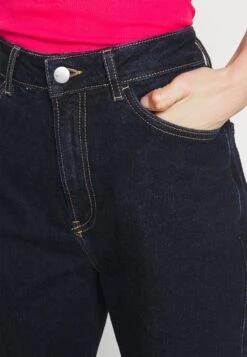 Kick Flare - Bootcut Jeans - Dark Blue Denim 13 Kick Flare - Bootcut Jeans - Dark Blue Denim -Anna Field 876cd3cd6c0946fa9168852372ad4c26 scaled