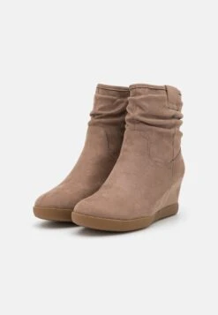 Anna Field Winter Boot - Enkellaarsjes Met Sleehak - Taupe 8 Anna Field Winter Boot - Enkellaarsjes Met Sleehak - Taupe -Anna Field 8edaf7386eb446aeb0654ef16e40d6b5 scaled