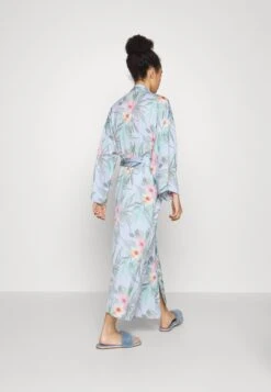 Anna Field Floral Robe - Badjas - Blue -Anna Field a993fdd81fac4d6e8a2b4bc9e3d07a0d scaled