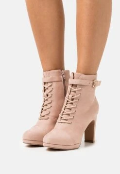 Nieuwkomers 21 Veterboots - Light Pink