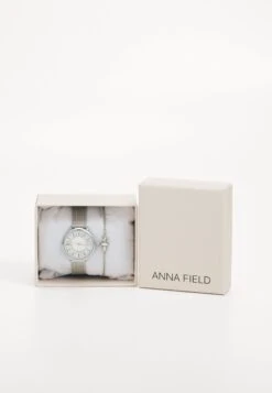 Anna Field Set - Horloge - Silver 10 Anna Field Set - Horloge - Silver -Anna Field b2faf0bef4804567b70762e3bbe18dbf scaled
