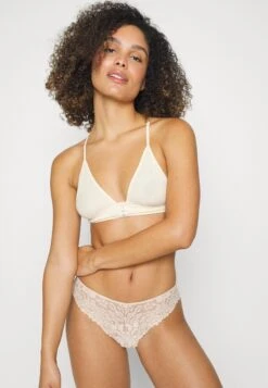 Anna Field 3Pp Greer - Slip - Nude/White/Pink -Anna Field ba397c7230e54b04b72699b3f934a28d scaled