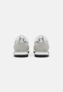 Sneakers Laag - Grey -Anna Field bd531f2be9c94a15b71e3330158fd842 scaled