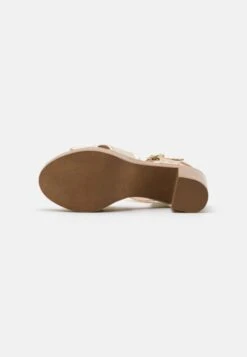 Anna Field Leather - Clogs - Gold -Anna Field c95af7d05a63474b913a1d5ee16420ad scaled