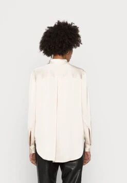 Anna Field Overhemdblouse - Nude -Anna Field d440f1564b214990b8800f83f8491c11 scaled