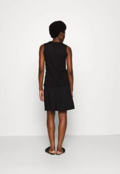 Anna Field Blouse - Black 9 Anna Field Blouse - Black -Anna Field d6dc60a7e9614150a0a5c1318e78126d scaled