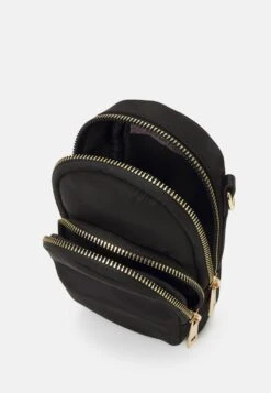 Anna Field Telefoonhoesje - Black 8 Anna Field Telefoonhoesje - Black -Anna Field d758add175b5403a8993c56d93a3a1e8 scaled