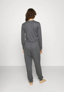Anna Field Pyjama - Dark Grey -Anna Field eb77a6cef5b3432e94c83fa7369ae9a9 scaled