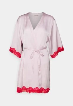 Anna Field 4 Piece Gift Set - Pyjama - Red/Pink -Anna Field eed4d9a6ddbd4cf78a267023b1c5557a scaled